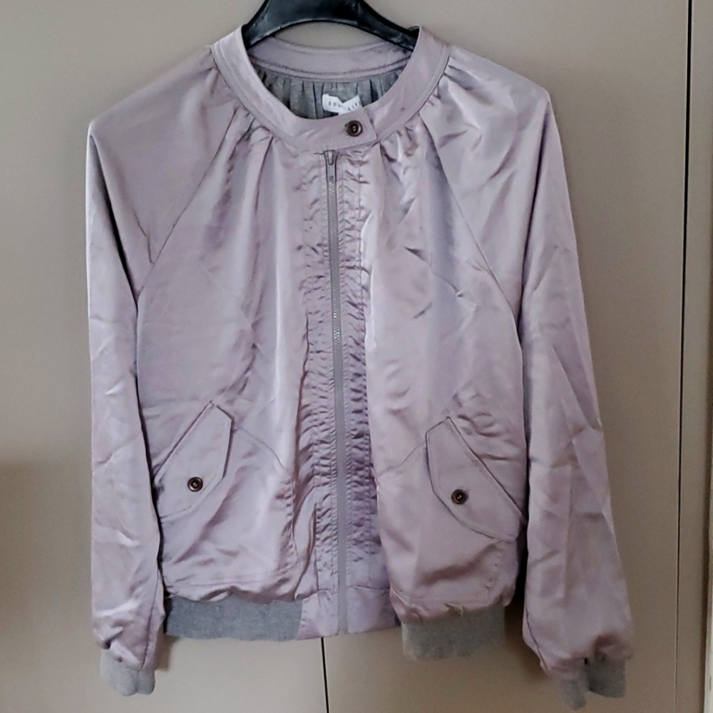 Socialite silver satiny long sleeve jacket